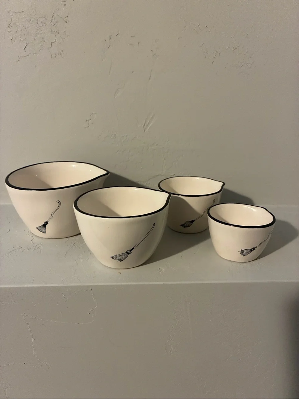 Rae Dunn broom measuring cups